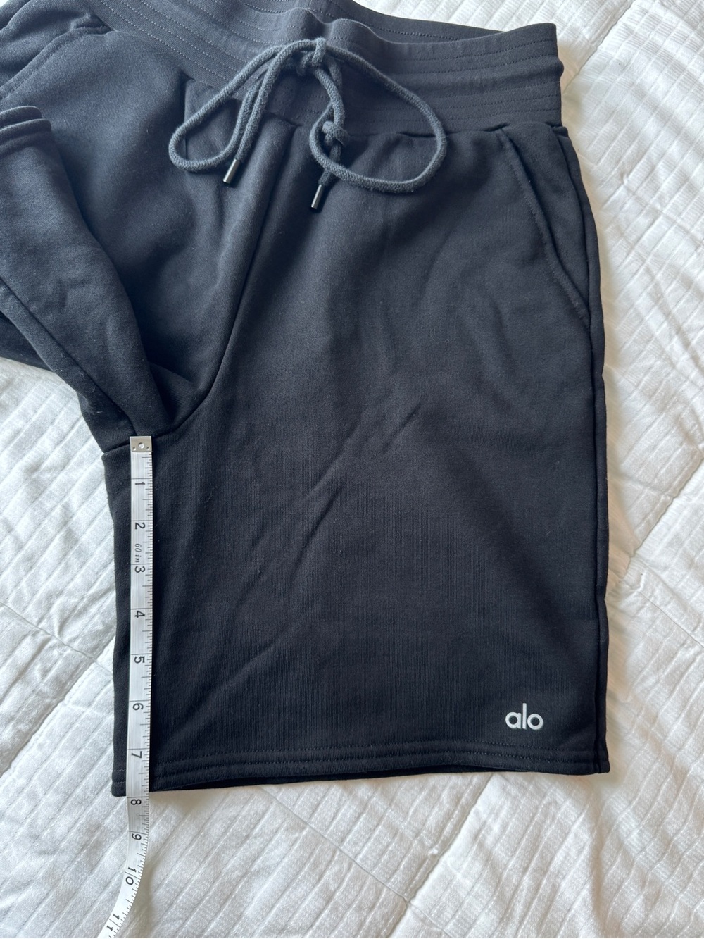 Alo yoga black loungewear shorts size M - Picture 8 of 10